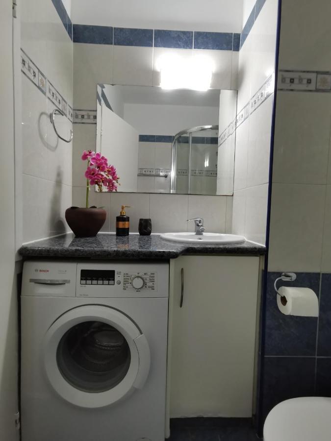 Апартаменти Flat111-Adults Only Лімасол Екстер'єр фото
