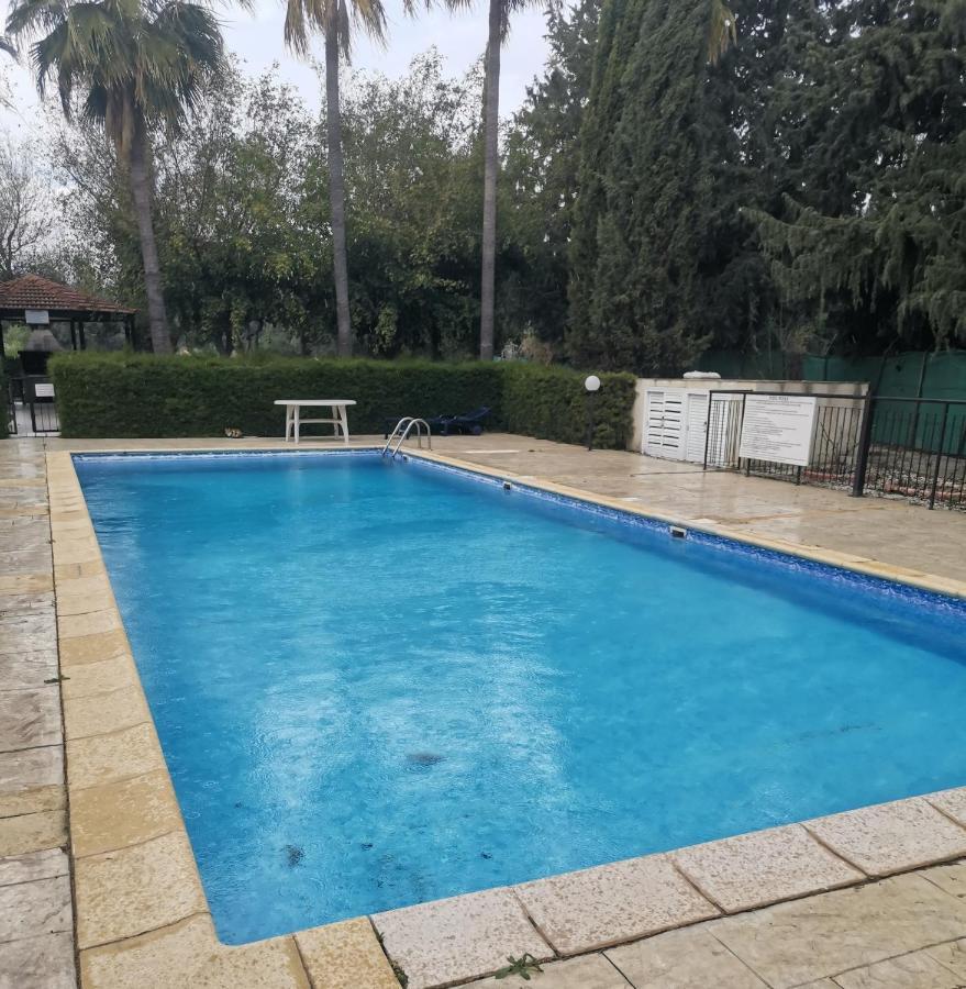 Апартаменти Flat111-Adults Only Лімасол Екстер'єр фото